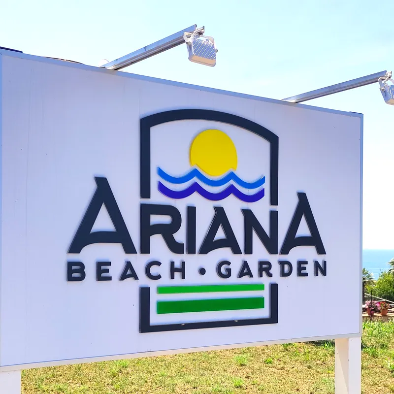 Insegna Ariana Beach Garden
