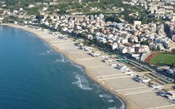 Serapo Beach
