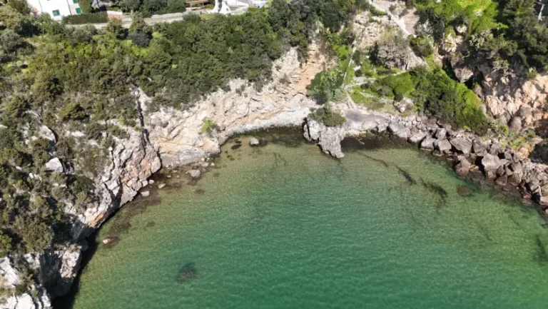 Immagine della spiaggia dei quaranta remi