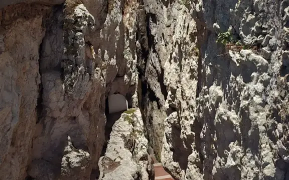 Montagna Spaccata (Monte Orlando)