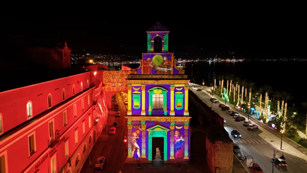 Immagine della Facciata del Santuario della Santissima Annunziata Illuminata a Gaeta