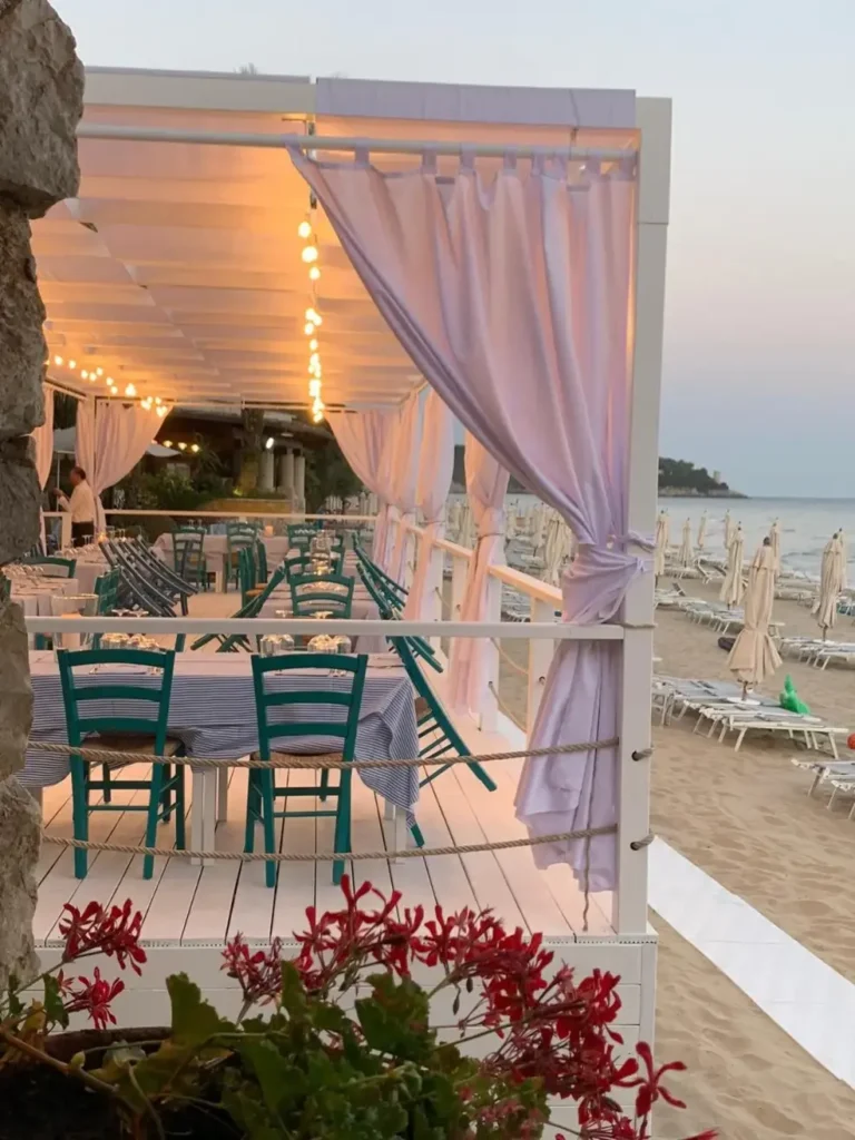 Aenea’s Landing – Resort