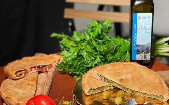 Tiella di Gaeta: History, Flavors and Where to Eat It
