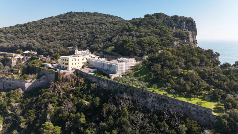 Immagine del santuario della Sanitissima Trinità a gaeta su monte orlando