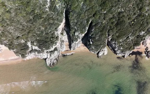 Scissure Beach