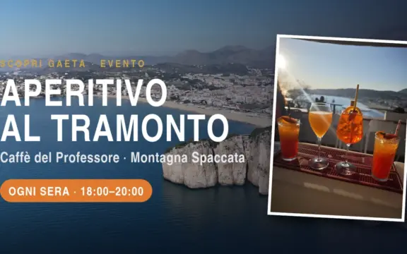 Aperitivo al tramonto a Gaeta: la terrazza del Caffè del Professore sulla Montagna Spaccata